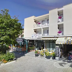 ** Otel Nautic İtalya