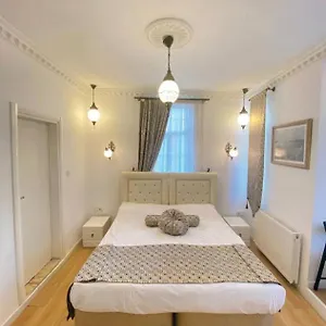 Shima House شقة