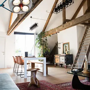 https://temporarea-apartment.hotelsghent.com