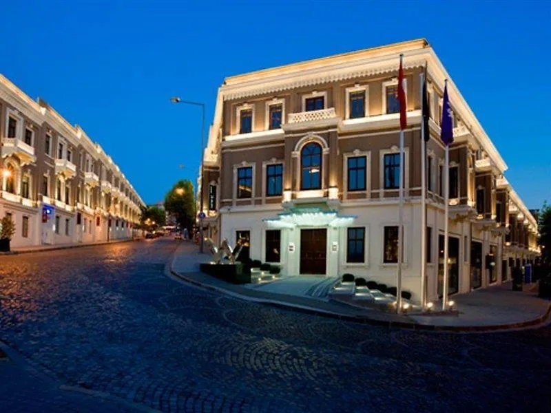 W Istanbul (Adults Only) Hotel 5*,